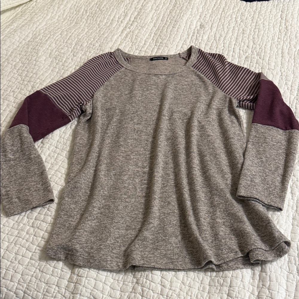 Pink Clover Heather Gray Raglan Top with Plum Sleeves